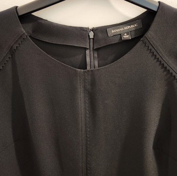 Banana Republic Little Black Dress 3/4 Sleeve Crew Neck Laser Cut Detailing SZ 6 - Picture 12 of 15